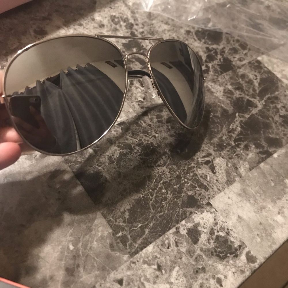 Silver mirrored sunglasses easter only sale! - Picture 4 of 6